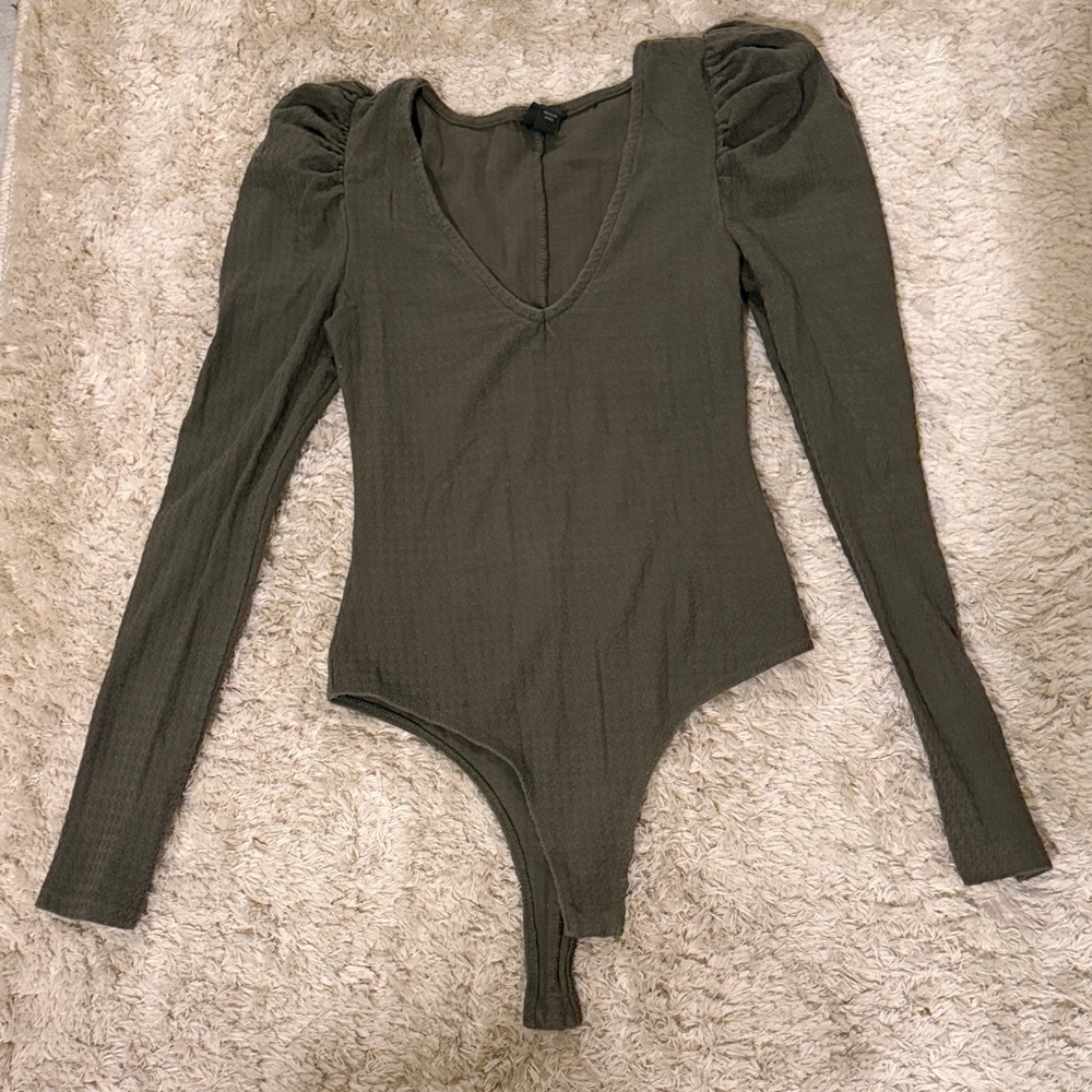 wild fable Olive Green Ribbed V-Neck Puff Shoulder Bodysuit